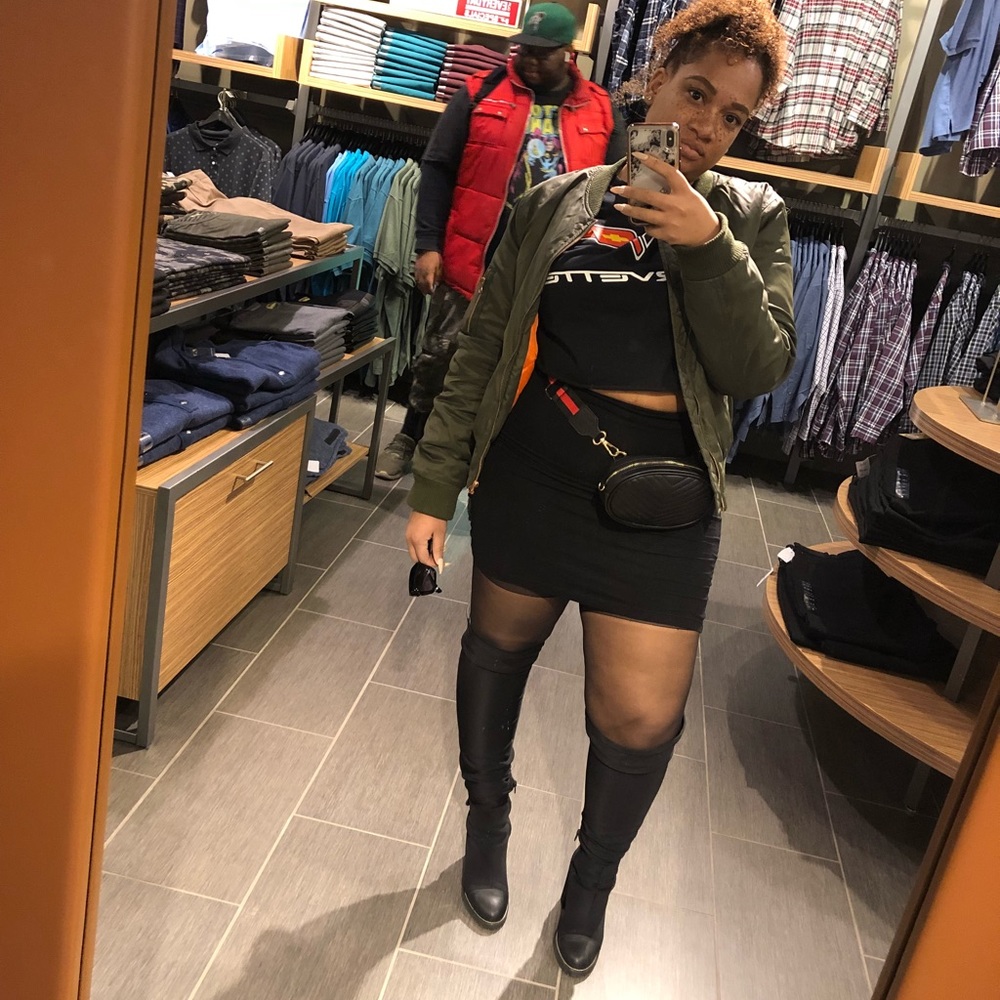 Meet your Posher, Diamond